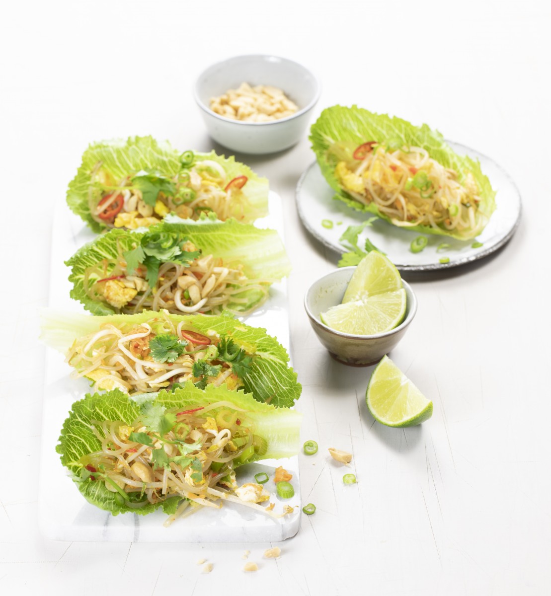 Crunchy cos filled with Pad Thai