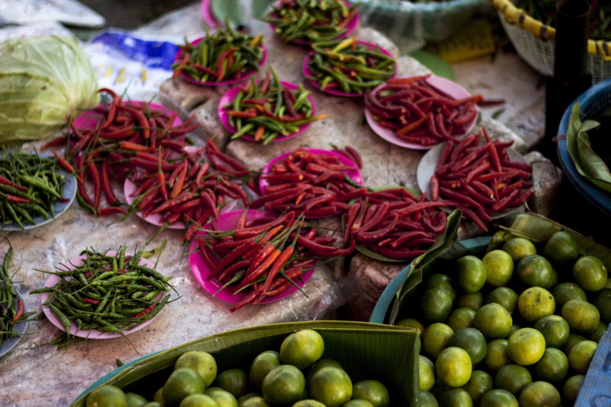 vietnamese street food chillies and limes