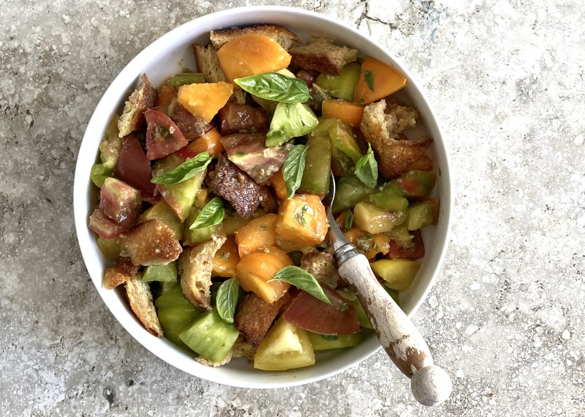 Ensalada mediterránea de tomates