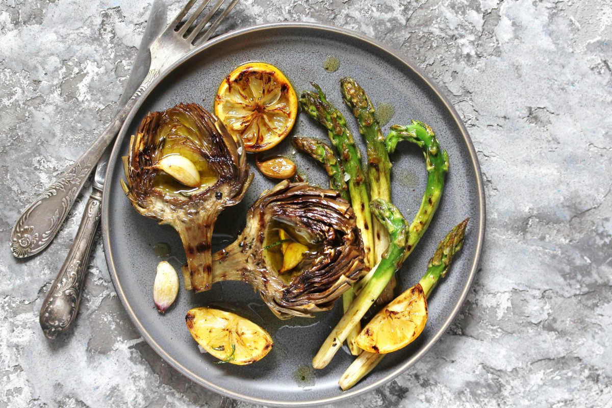 Grilled artichoke and asparagus with a lemon and garlic twist