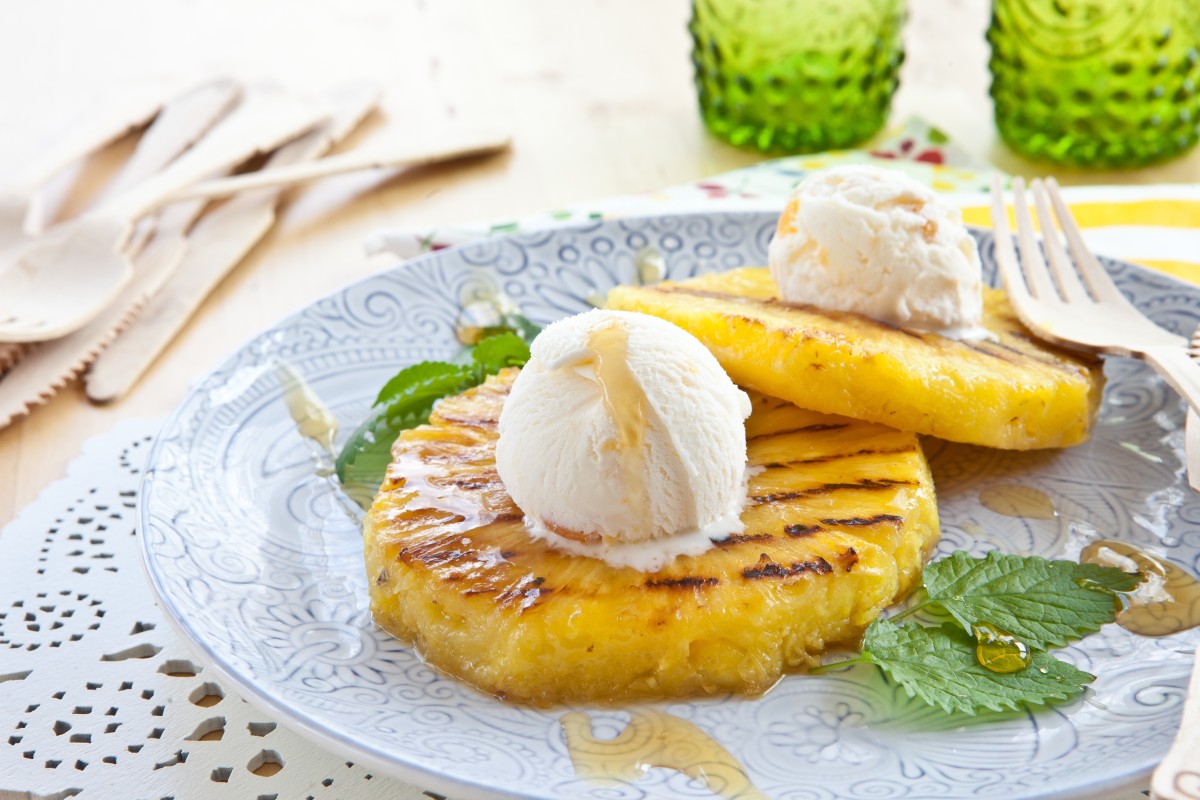 Grilled pineapple