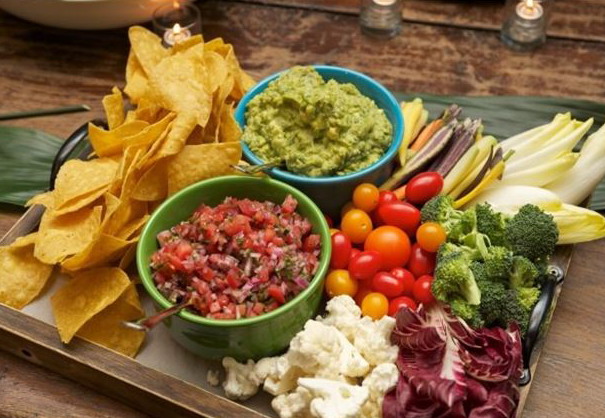 guacamole en tomatensalsa 