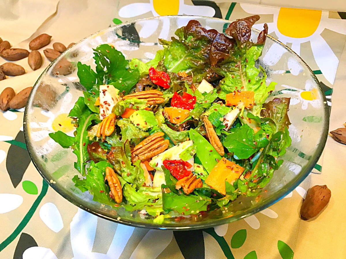 Ensalada de lechuga roja, rúcula, manzana y nueces de pecan | Love my Salad