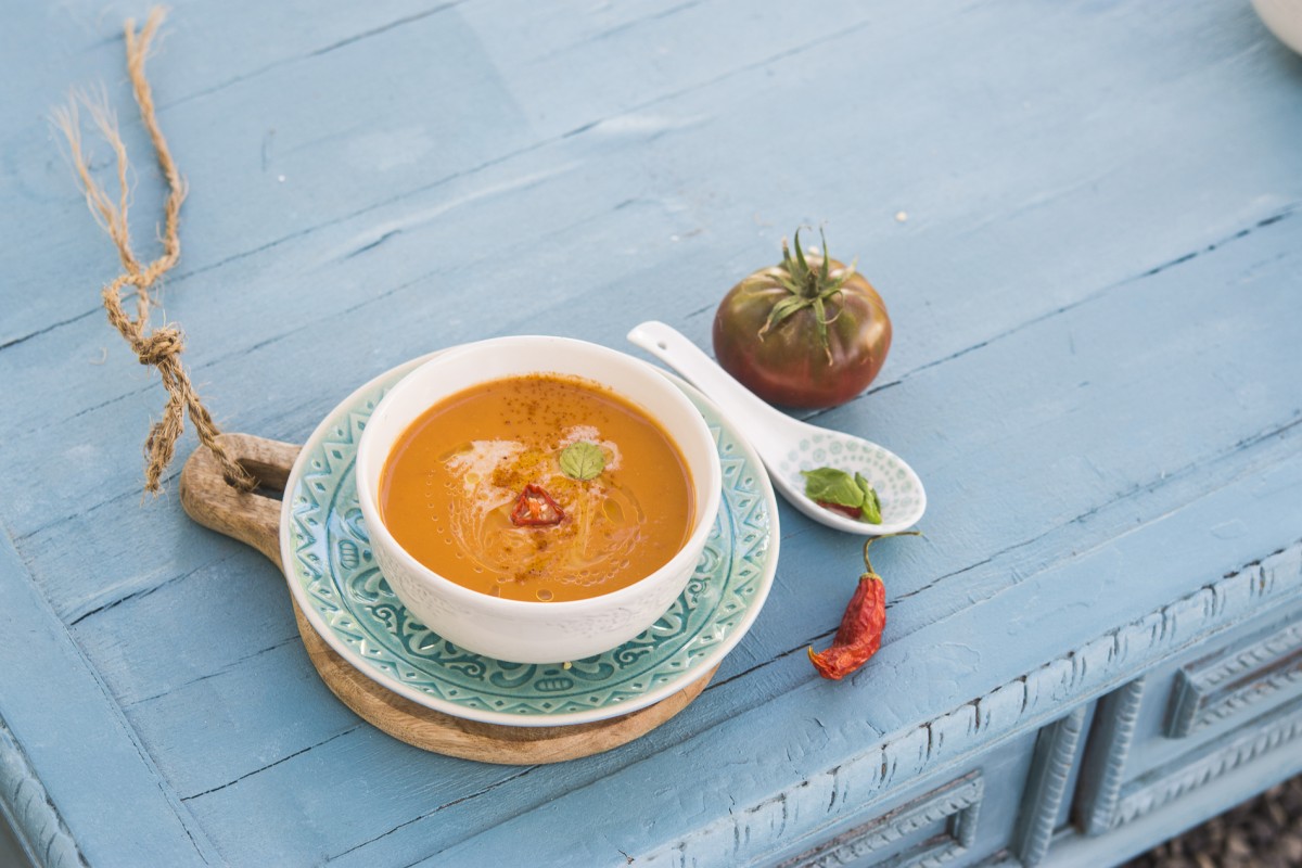 Sopa fría de tomate thai 