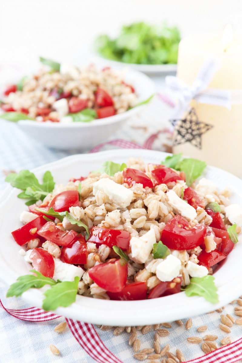 Speltsalade met rucola, cherry tomaatjes en Griekse feta