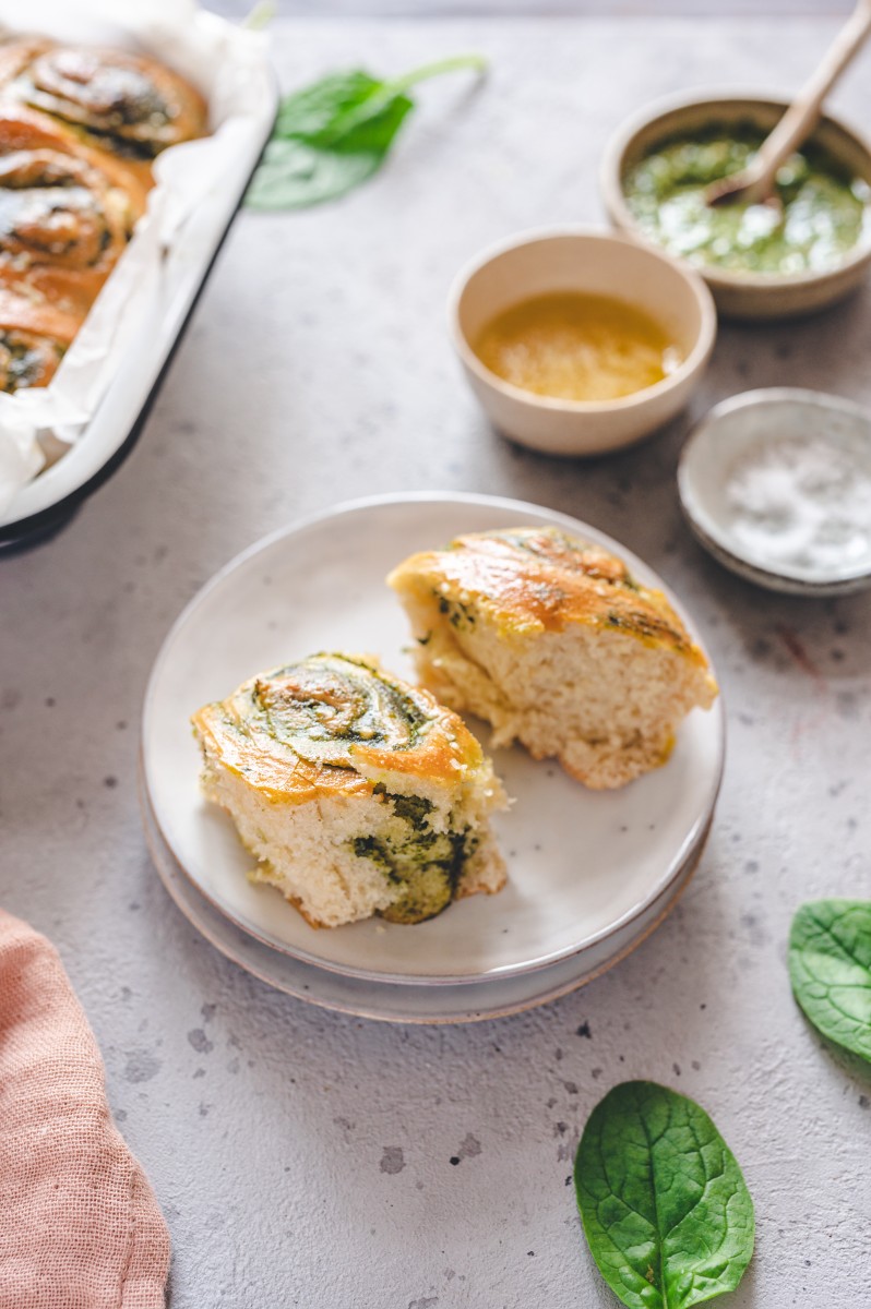 Spinazierolletjes met feta