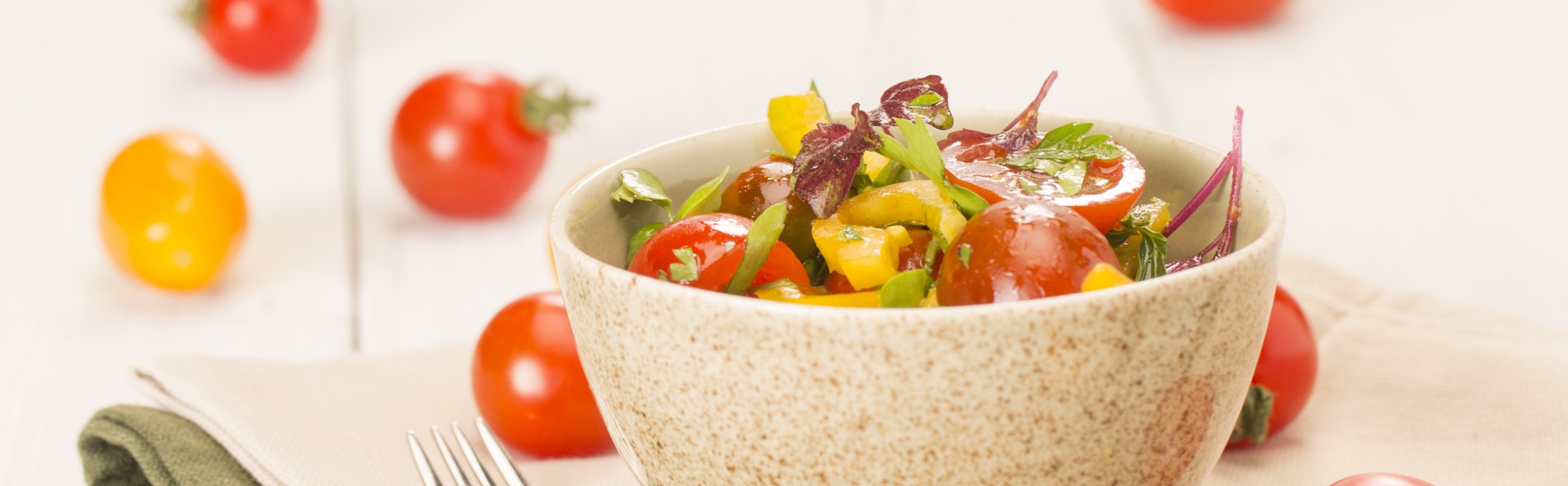 Tomatensalat mit scharfem Dressing | Love my Salad