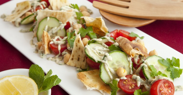 Fattoush-Salat mit Auberginen-Joghurt-Dressing | Love my Salad