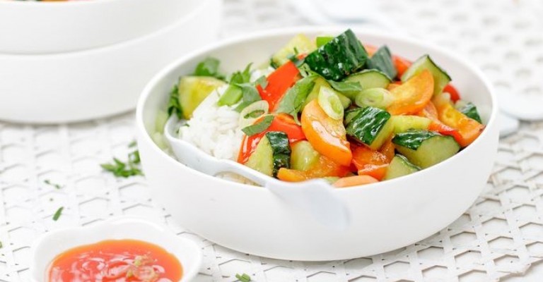 Pepino sofrito con verduras y arroz | Love my Salad