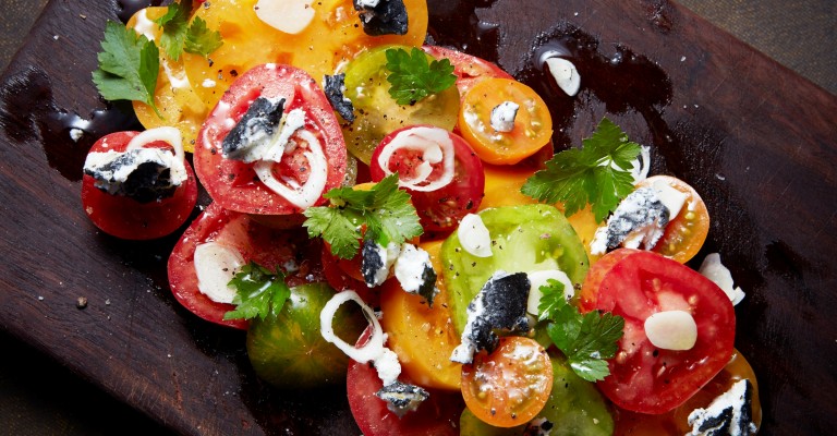 Ensalada De Tomates Variados Y Queso De Cabra Love My Salad