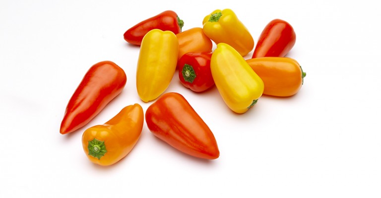 Red sweet peppers: MINI BELL RED Sweet Pepper