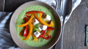 Le Gazpacho, la soupe froide qui permet de consommer les légumes crus en été!