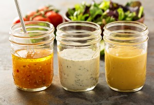 Here's six good reasons to make your own salad dressing and an easy 4-ingredient salad dressing recipe from Catherine Saxelby. 