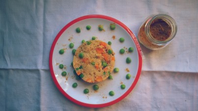 Cous cous di farro con piselli, carote, curcuma