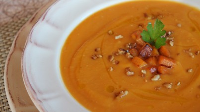 Crema de calabaza con almendras