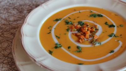 Crema de zanahorias y pistachos