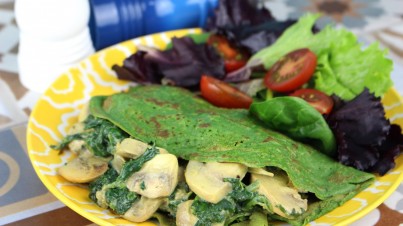 Crepes de espinacas rellenos de champiñones a la mostaza