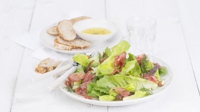 Crunchy Cos salad with dates and ham