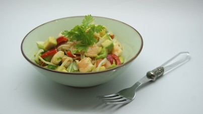 Salpicón de aguacate y langostinos con cilantro Salpicón de aguacate y langostinos con cilantro