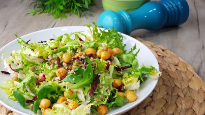 Ensalada de legumbres y quinoa