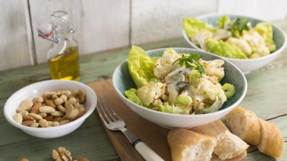 Coliflor asada con gorgonzola y frutos secos