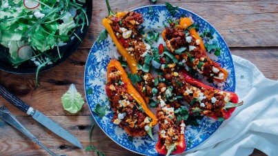 Gevulde puntpaprika's met kip en feta