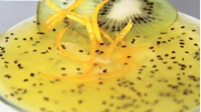 Bavarese al kiwi Bavarese al kiwi