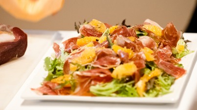 Ensalada de melón con jamón serrano y naranja