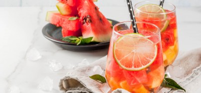 Refresco de sandía con menta y piña