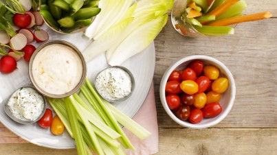 Delicias vegetales con salsas