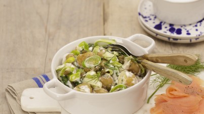 Potato salad with leek and salmon