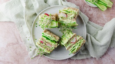 Baby cucumber sandwich 