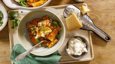 Vegetarische pasta met auberginesaus