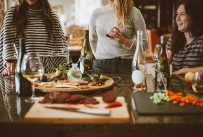 Inspiração natalina para entradas, saladas e doces saudáveis e fáceis