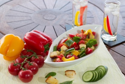 panzanella salad, colourful salad, capsicum, tomato, cucumber 