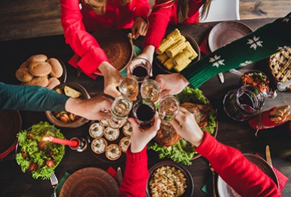 Magia sostenibile a tavola: un pranzo di Natale sotto i 20 euro, senza sprechi!