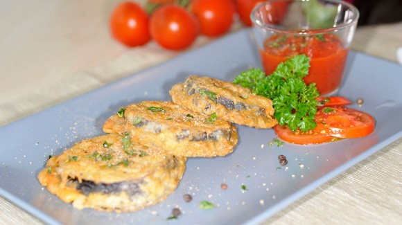 Melanzane pastellate al cocco con salsa al tamarindo