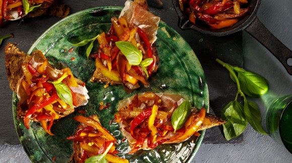 Bruschetta's met gegrilde paprika