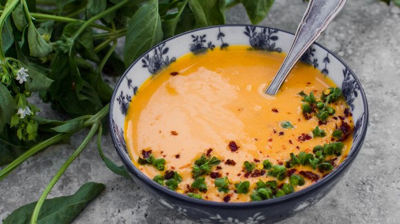 Crema de calabaza asada y curry rojo Crema de calabaza asada y curry rojo