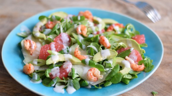 Salade met rivierkreeftjes, koolrabi en grapefruit