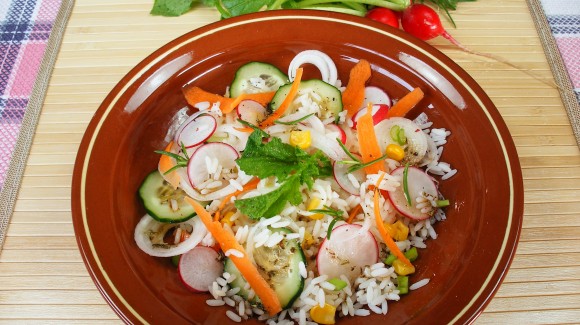 Ensalada crujiente de arroz