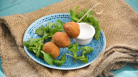 Falafel de tomate seco y queso feta