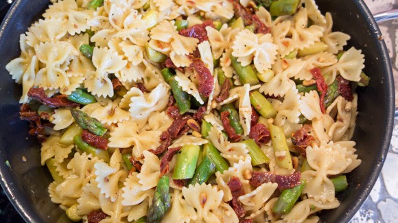 Spaghetti mit Garnelen und Melone | Love my Salad