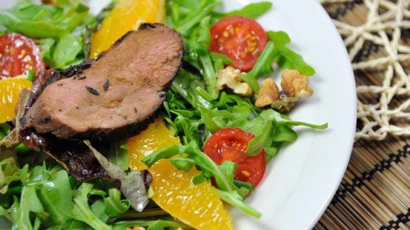 Mixed salad with duck breast à l’orange