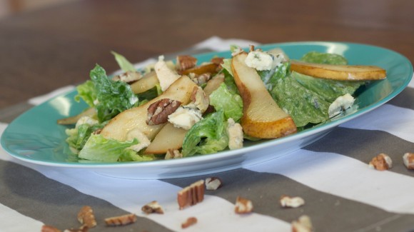 Char-grilled pear salad with a creamy blue cheese dressing Char-grilled pear salad with a creamy blue cheese dressing