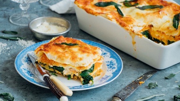 Lasagne con zucca, ricotta, spinaci e salvia