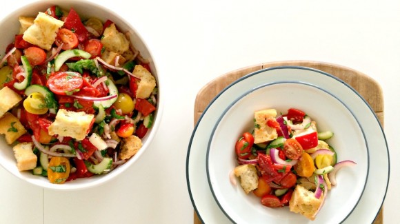 Panzanella italiana clásica