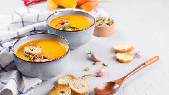 Spicy carrot ginger soup
