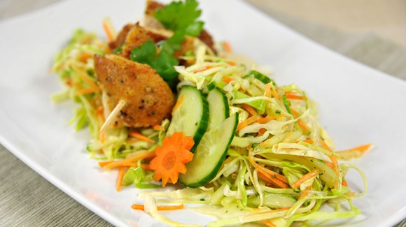 Cabbage salad with marinated lemon chicken