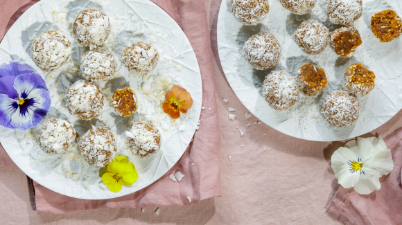 Trufas de cenoura e tâmaras